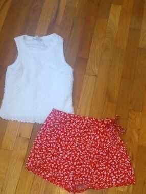 White Eyelet Tank & Red Floral Wrap Shorts Set girl XL